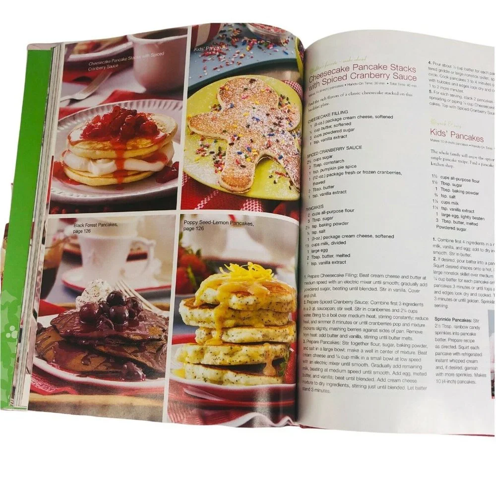 2 Christmas With SOUTHERN‎ LIVING Books 1983 2011 Cookbooks Recipes Decorating